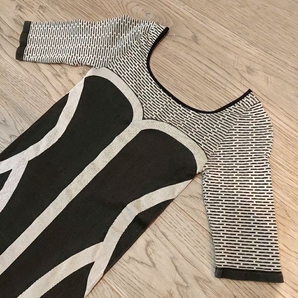 Bebe Black & White Mini Bodycon Dress size S - Picture 5 of 6